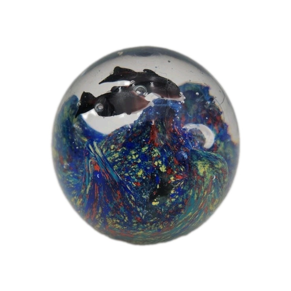 Vintage Hand Blown Art Glass Aquarium Paperweight With 2 Fish Controlled Bubble